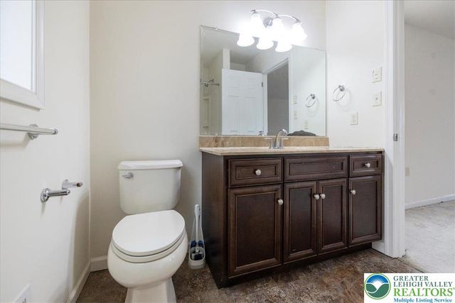 209 Buck Road, Price Twp, PA 18302