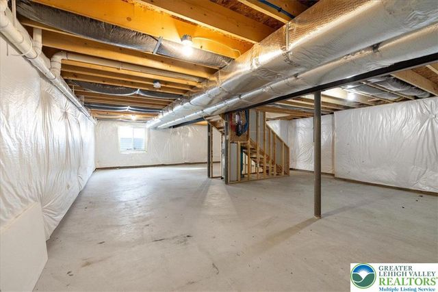 209 Buck Road, Price Twp, PA 18302