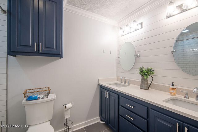 60 Summit Ridge Drive, Brandon, MS 39042