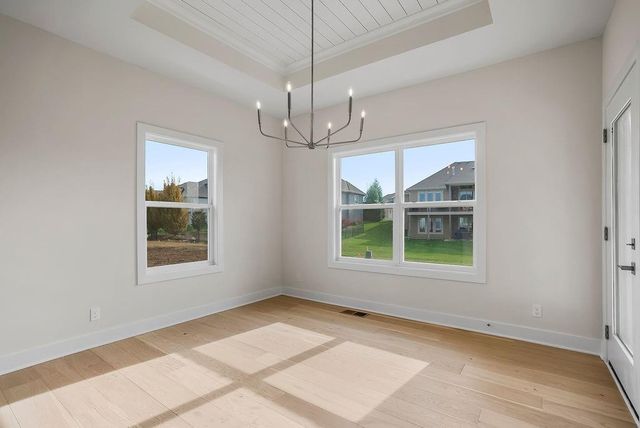 2509 W 175th Place, Overland Park, KS 66085