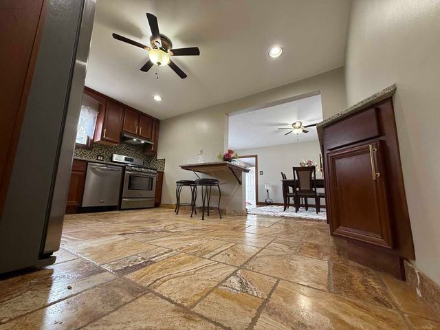 1010 Osmond Avenue, Antioch, IL 60002