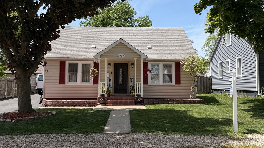 1010 Osmond Avenue, Antioch, IL 60002