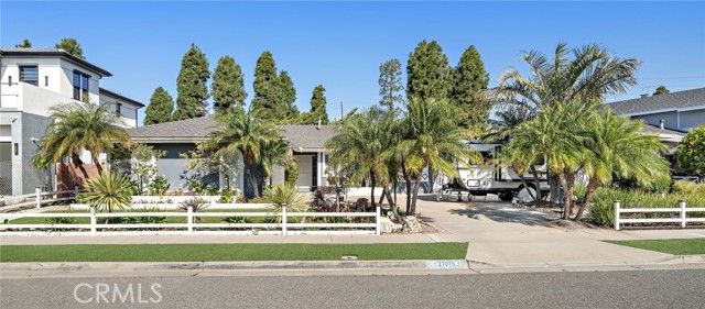 17075 Buttonwood Street, Fountain Valley, CA 92708