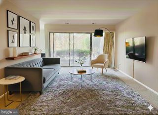 411 CHRISTOPHER AVE #T2, Gaithersburg, MD 20879