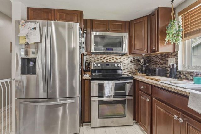 1387 S DISSTON AVENUE, Tarpon Springs, FL 34689