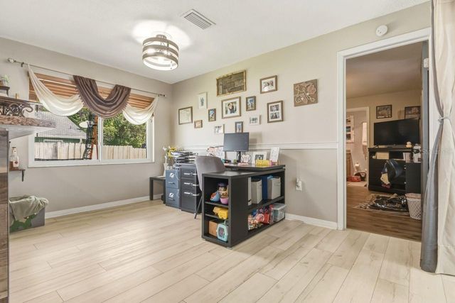 1387 S DISSTON AVENUE, Tarpon Springs, FL 34689