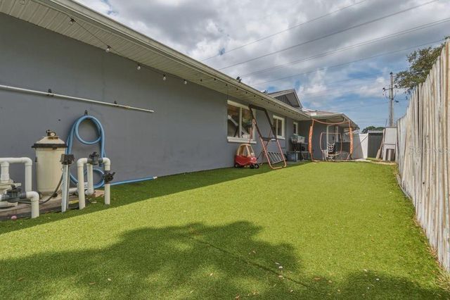 1387 S DISSTON AVENUE, Tarpon Springs, FL 34689
