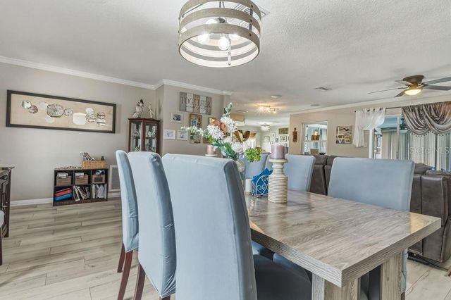 1387 S DISSTON AVENUE, Tarpon Springs, FL 34689