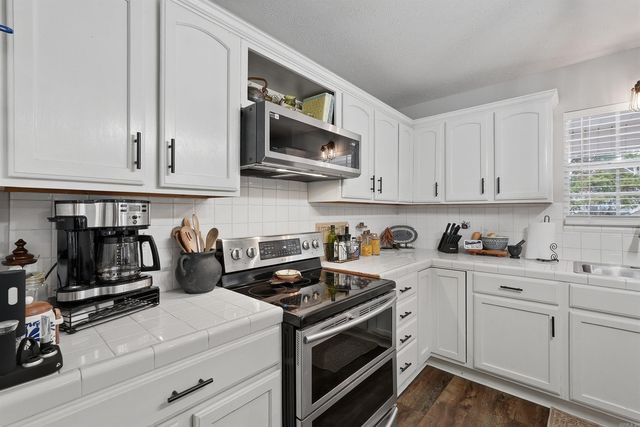 59 Ball Hill Rd, Greenbrier, AR 72058