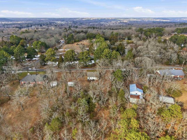 59 Ball Hill Rd, Greenbrier, AR 72058