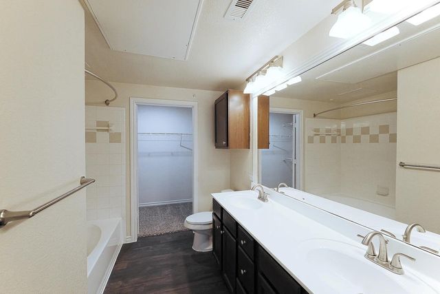 9900 McNeil DR 3-03207, Austin, TX 78750