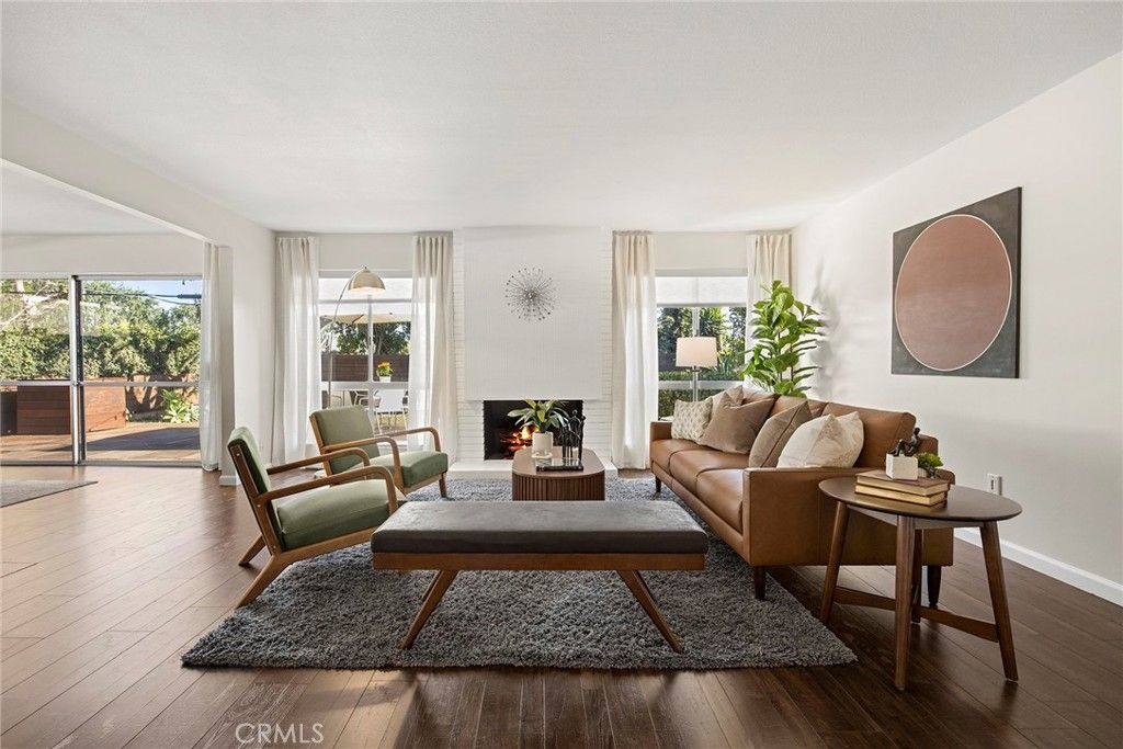 Image 10 of property listing at 620 E Glenwood, Fullerton, CA 92831