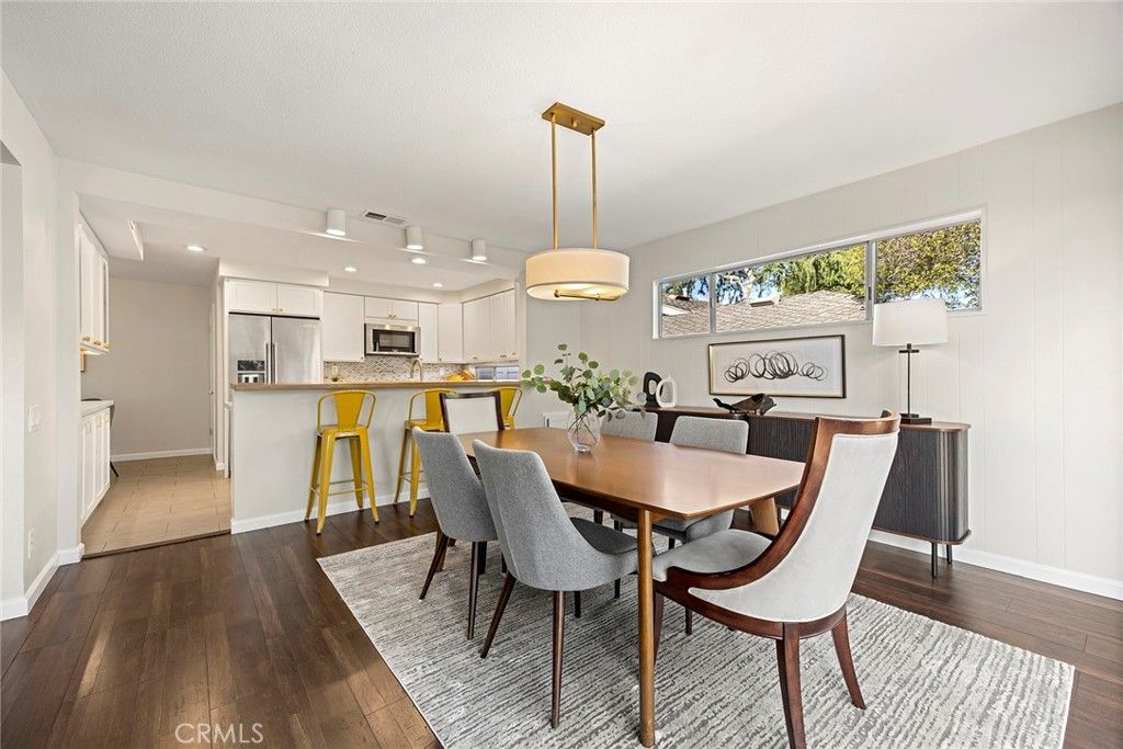 Image 15 of property listing at 620 E Glenwood, Fullerton, CA 92831