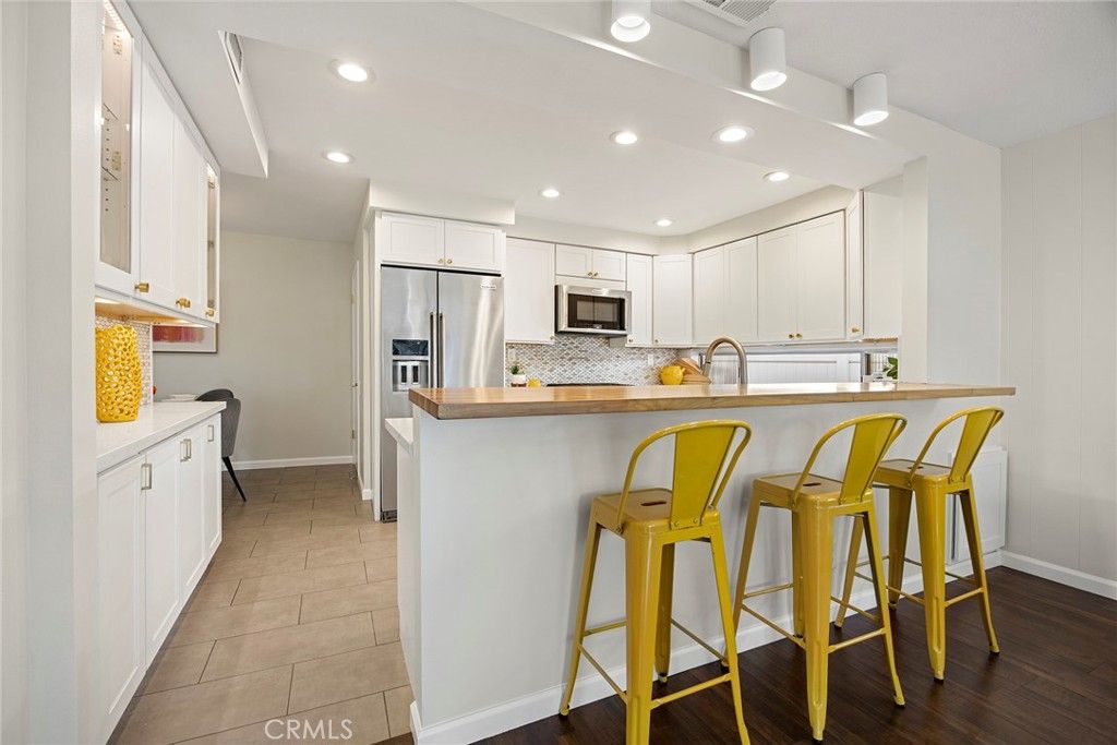 Image 18 of property listing at 620 E Glenwood, Fullerton, CA 92831