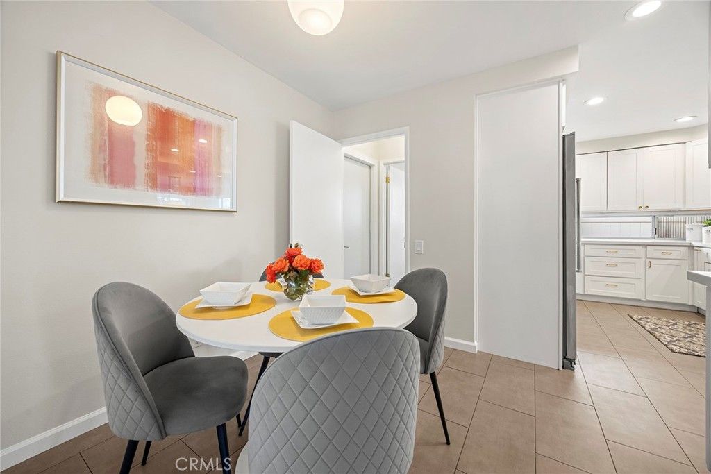 Image 23 of property listing at 620 E Glenwood, Fullerton, CA 92831