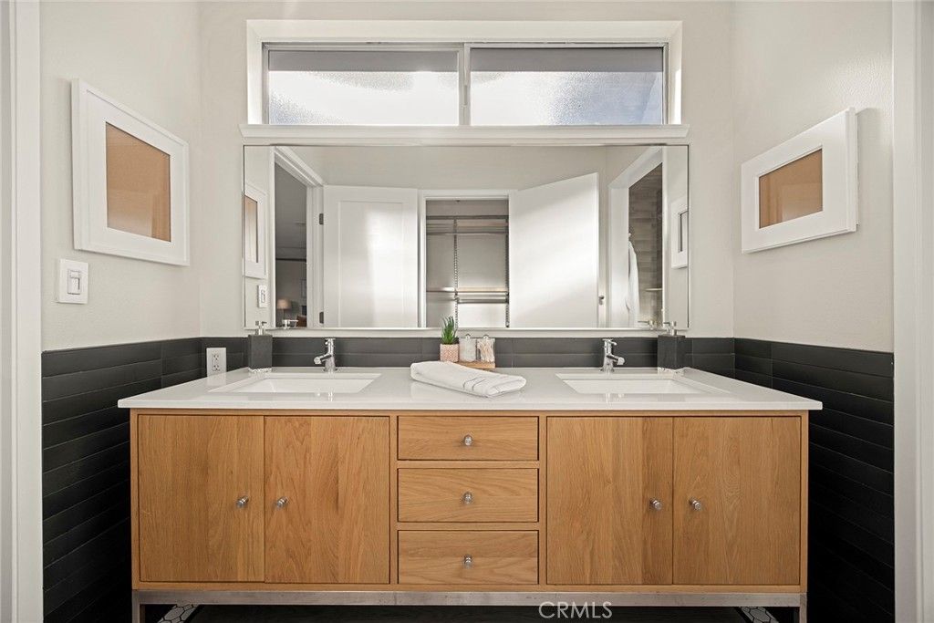 Image 37 of property listing at 620 E Glenwood, Fullerton, CA 92831