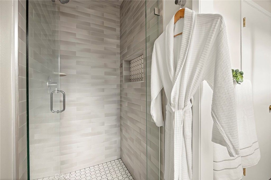 Image 38 of property listing at 620 E Glenwood, Fullerton, CA 92831