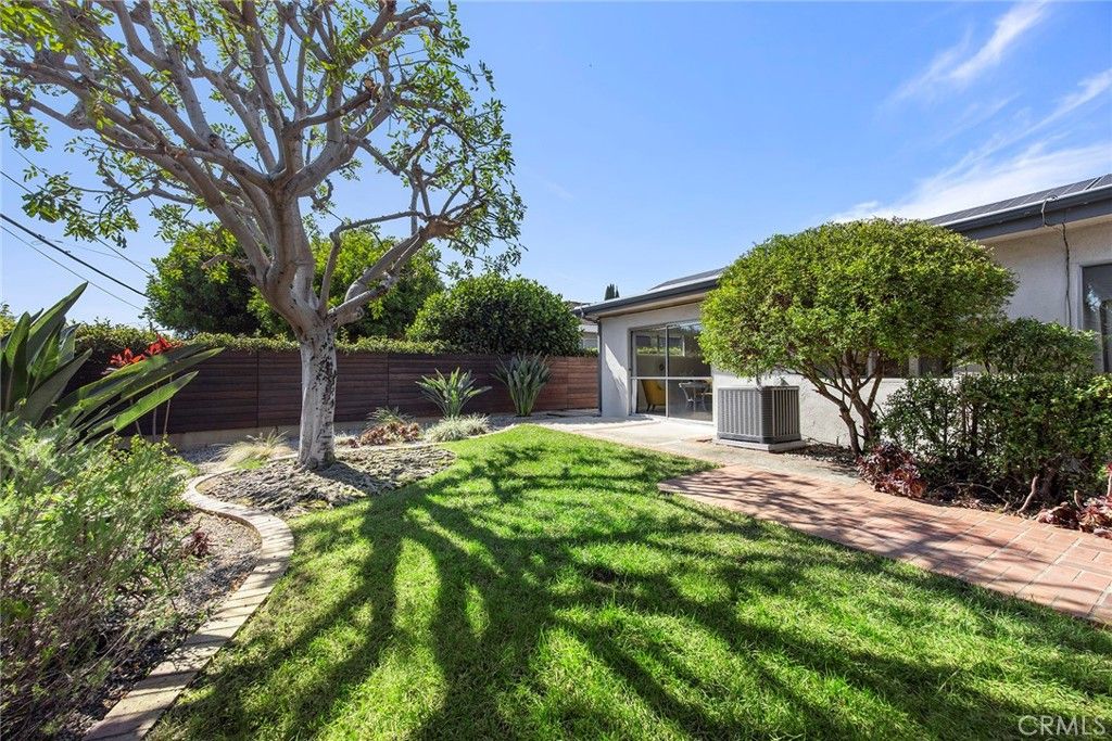 Image 44 of property listing at 620 E Glenwood, Fullerton, CA 92831