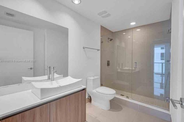 201 SW 17th Rd 302, Miami, FL 33129