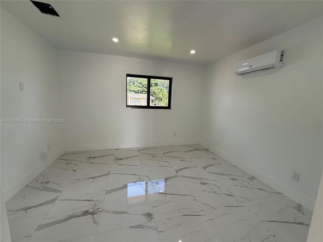 9824 SW 26th Ter 1, Miami, FL 33165