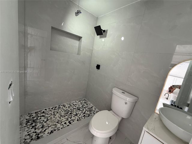 9824 SW 26th Ter 1, Miami, FL 33165