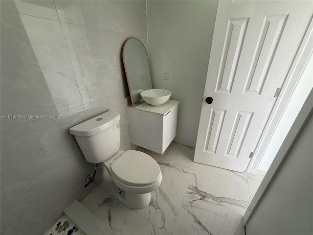 9824 SW 26th Ter 1, Miami, FL 33165