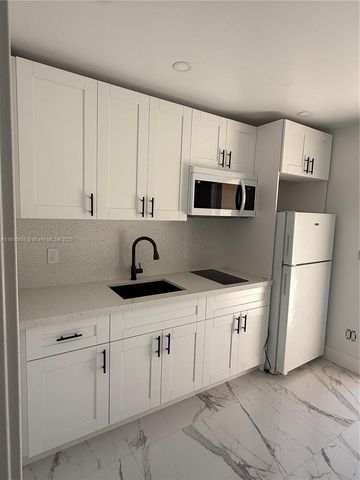 9824 SW 26th Ter 1, Miami, FL 33165