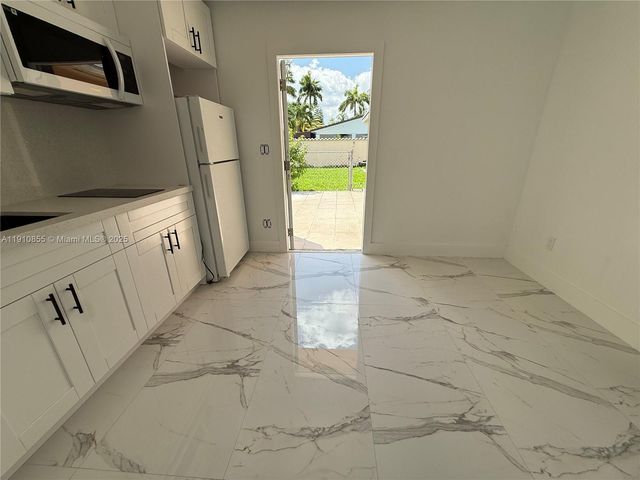 9824 SW 26th Ter 1, Miami, FL 33165