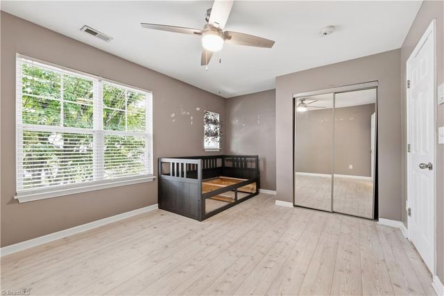 6 Cobble Lane, Greensboro, NC 27407