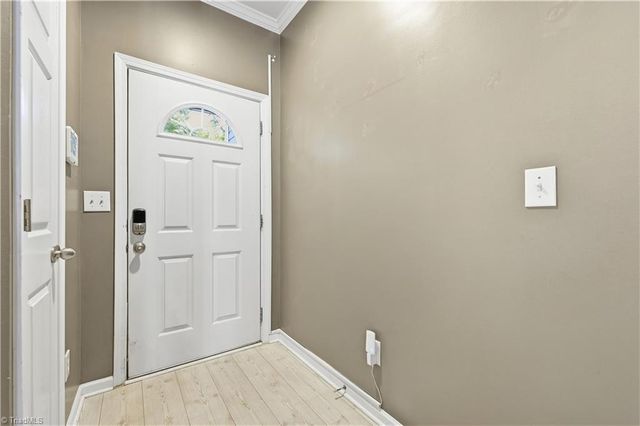 6 Cobble Lane, Greensboro, NC 27407