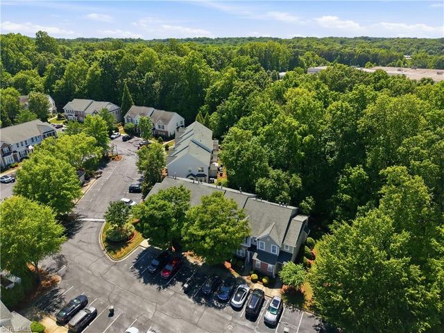 6 Cobble Lane, Greensboro, NC 27407