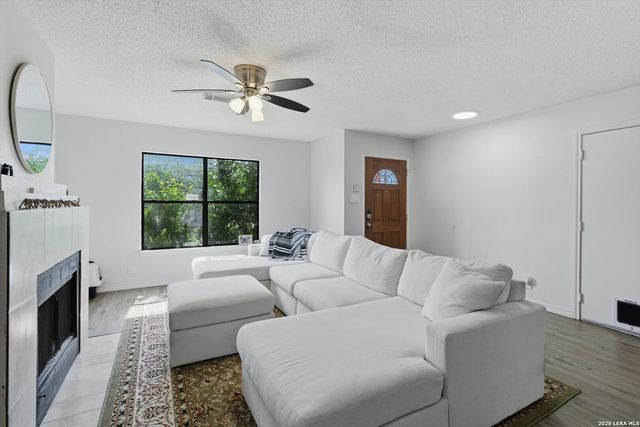 9430 Kenton Hill, San Antonio, TX 78240