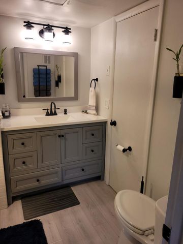 669 W OAKLAND PARK Boulevard W 218B, Oakland Park, FL 33311