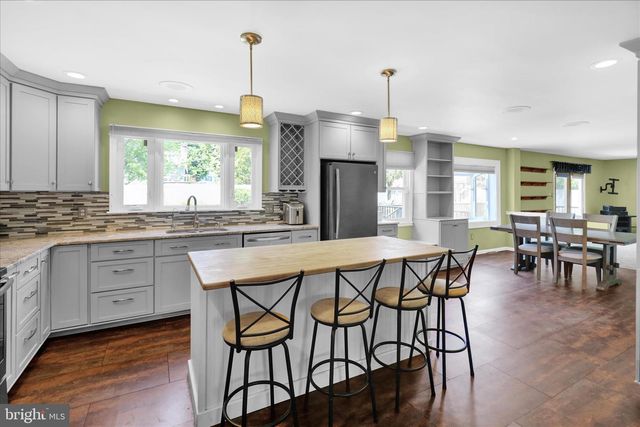441 DEGLER AVE, Leesport, PA 19533
