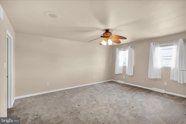 441 DEGLER AVE, Leesport, PA 19533