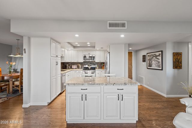 7960 E CAMELBACK Road 407, Scottsdale, AZ 85251