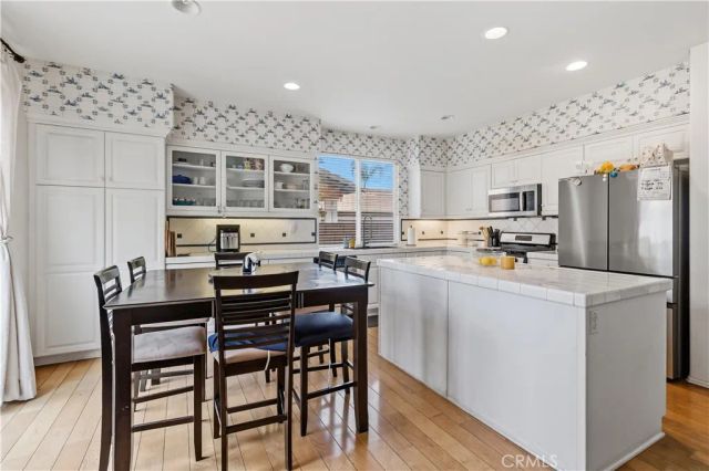 152 Alabaster, Perris, CA 92570