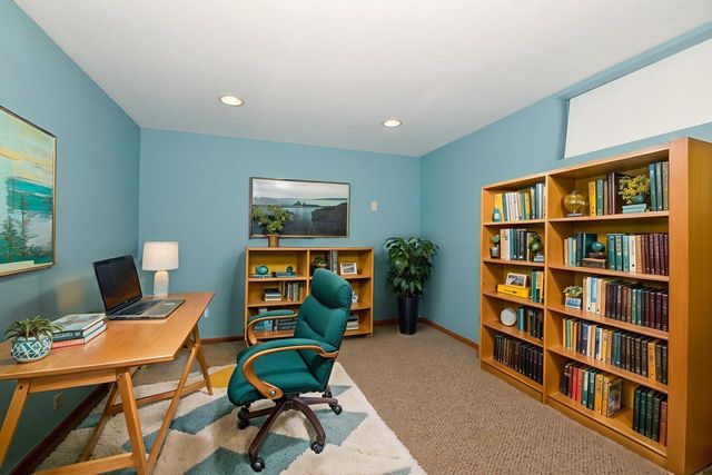 703 N West AVENUE, Waukesha, WI 53186