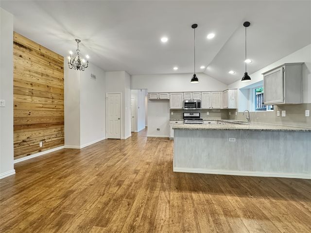 806 Glenwood Court, Mckinney, TX 75071