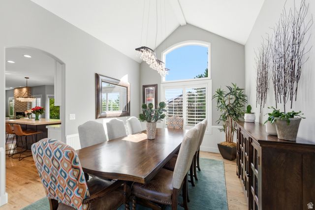 2014 E QUARTZRIDGE DR, Sandy, UT 84092