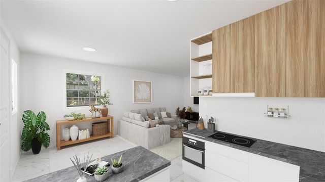 606 3RD STREET, Polk City, FL 33868