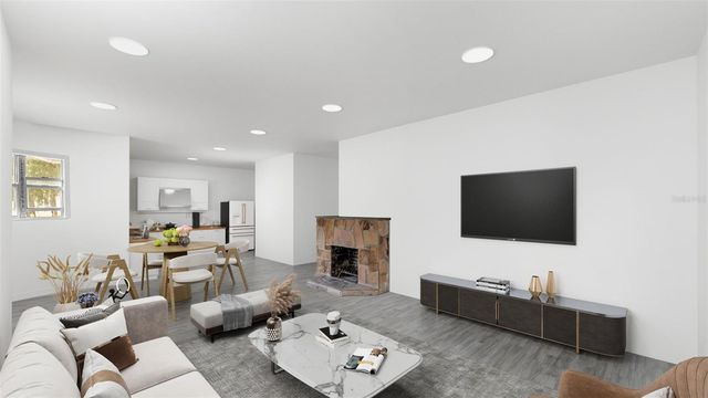 606 3RD STREET, Polk City, FL 33868