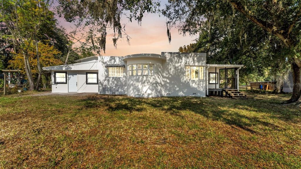 606 3RD STREET, Polk City, FL 33868