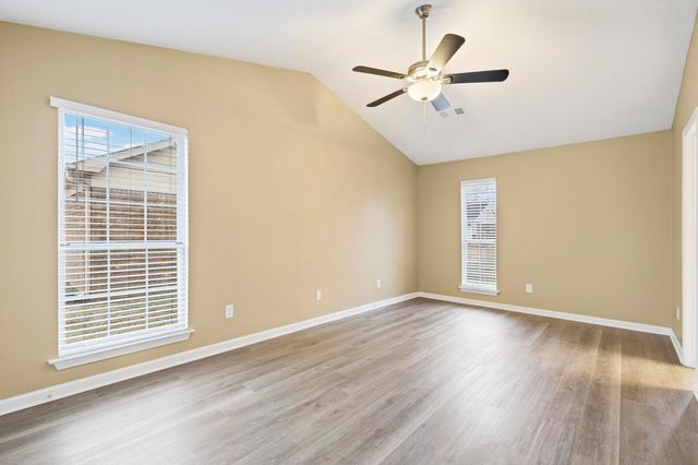 7112 KINGS GRANT CV, Unincorporated, TN 38125