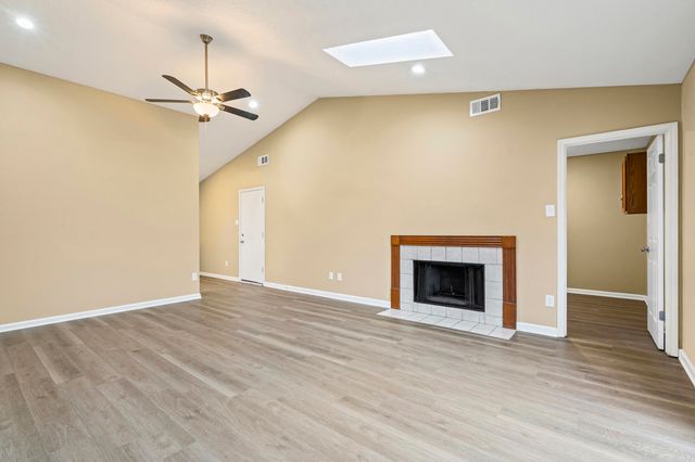 7112 KINGS GRANT CV, Unincorporated, TN 38125