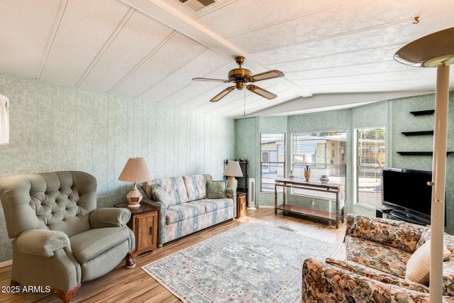 9427 E UNIVERSITY Drive 36, Mesa, AZ 85207