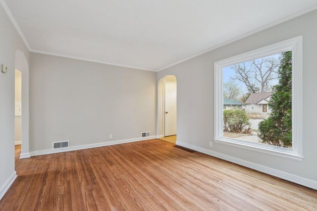 3128 Louisiana Avenue S, Saint Louis Park, MN 55426