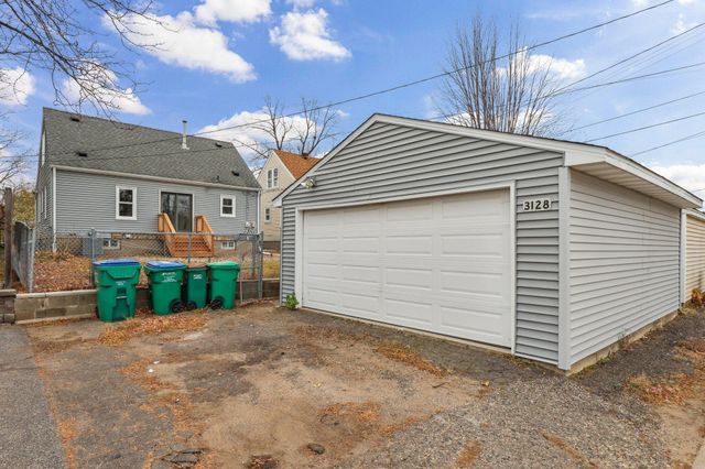 3128 Louisiana Avenue S, Saint Louis Park, MN 55426