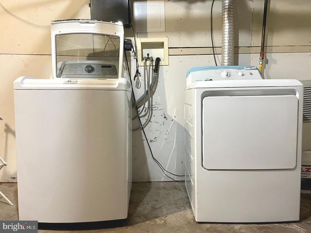 173 FOUNTAIN ST, Philadelphia, PA 19127