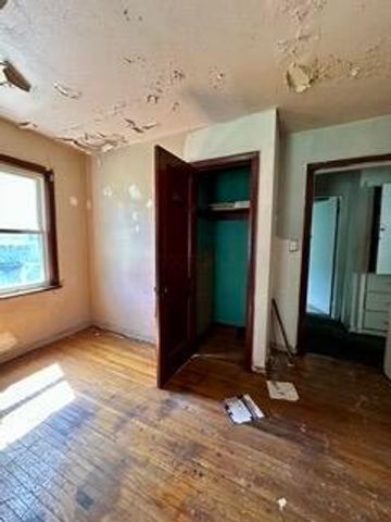 3167 E 6th Avenue, Columbus, OH 43219